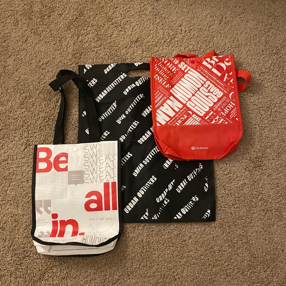 Lululemon and Urban Outfitters Reusable Bags